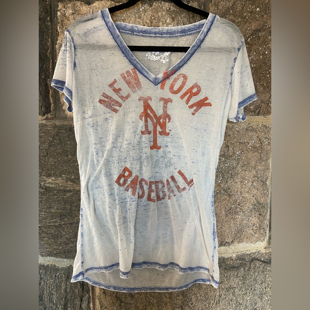 NY Mets women’s tshirt